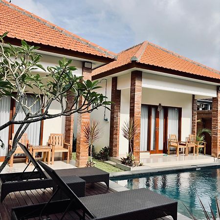 Kampana Homestay อูลูวาตู ภายนอก รูปภาพ